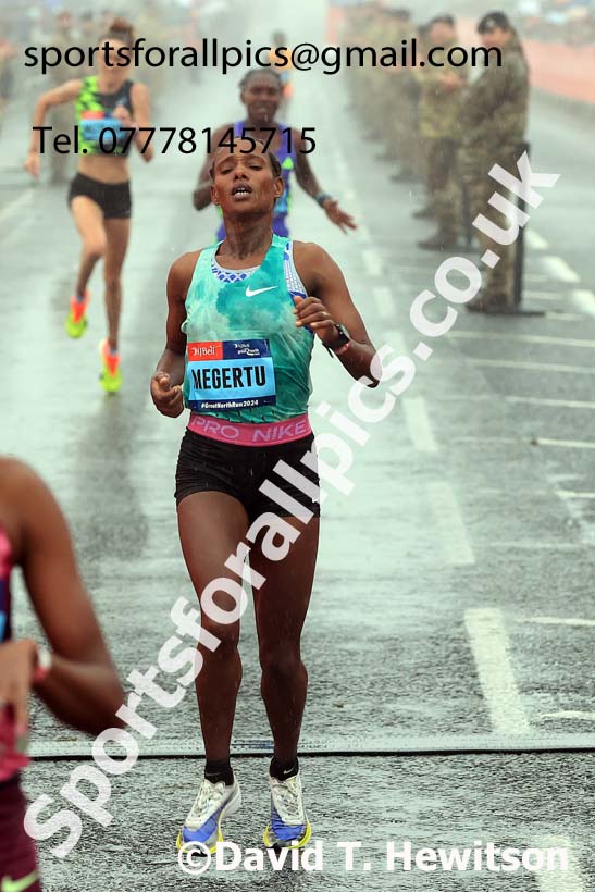Women, 2024 AJ Bell Great North Run.  Photo: David T. Hewitson/Sports for All Pics